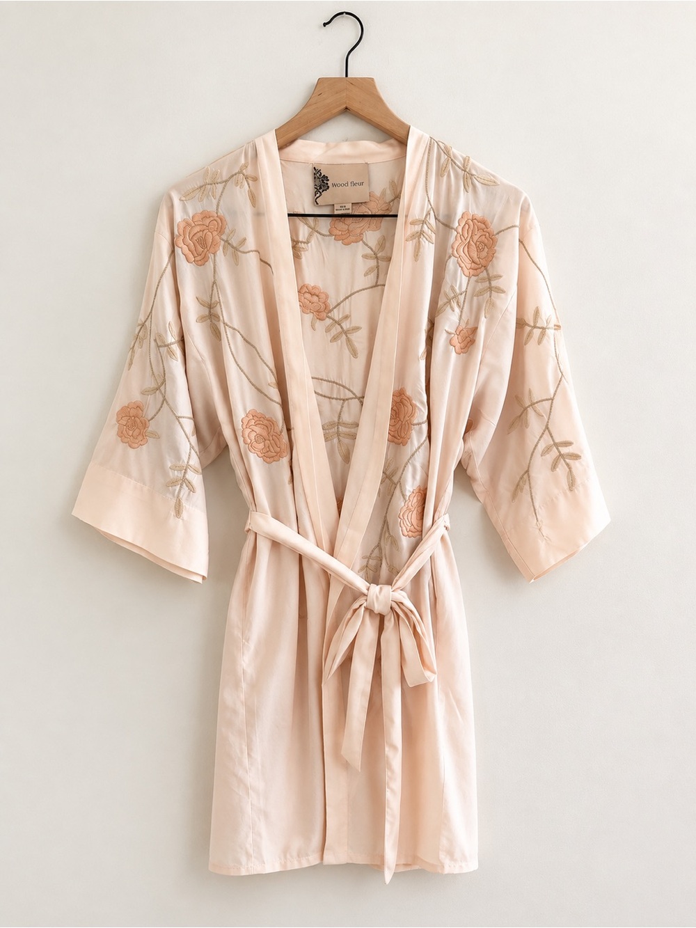 Fleur Wood Light Pink Embroidered Floral Short Robe Size S/M